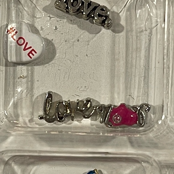 Locket charms - Picture 9 of 16